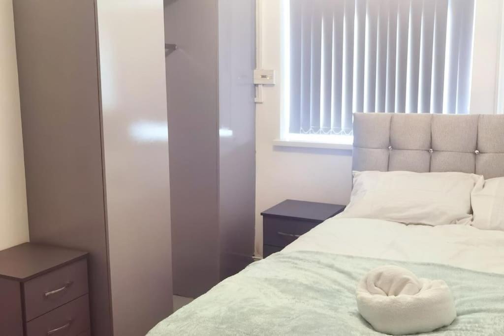 Lovely 3 Bed Ground Floor Apartment Near Qe Hospital Harborne Birmingham New Экстерьер фото